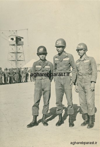حسن اقارب پرست در دوره چتربازی