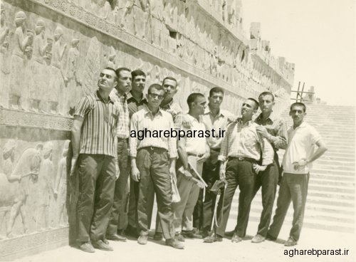 حسن اقارب پرست در تخت جمشید
